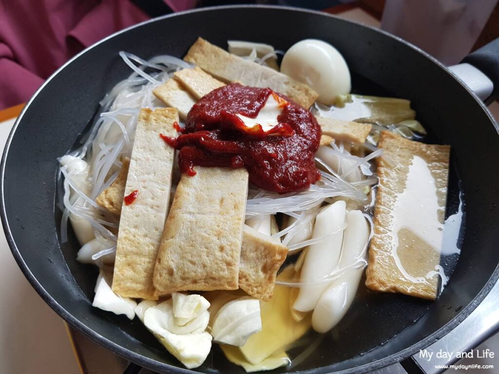 Jeukseok Tteokbokki