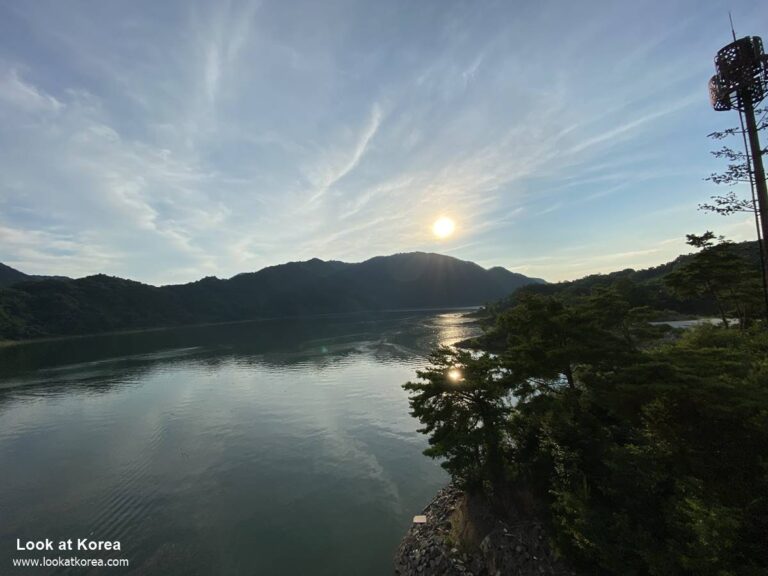 Cheongpungho - Oksun Bridge, Jecheon