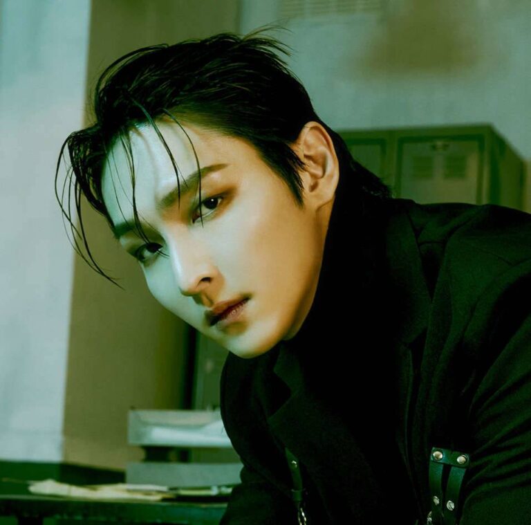 SF9 Zuho missed the performance due to a rib injury.