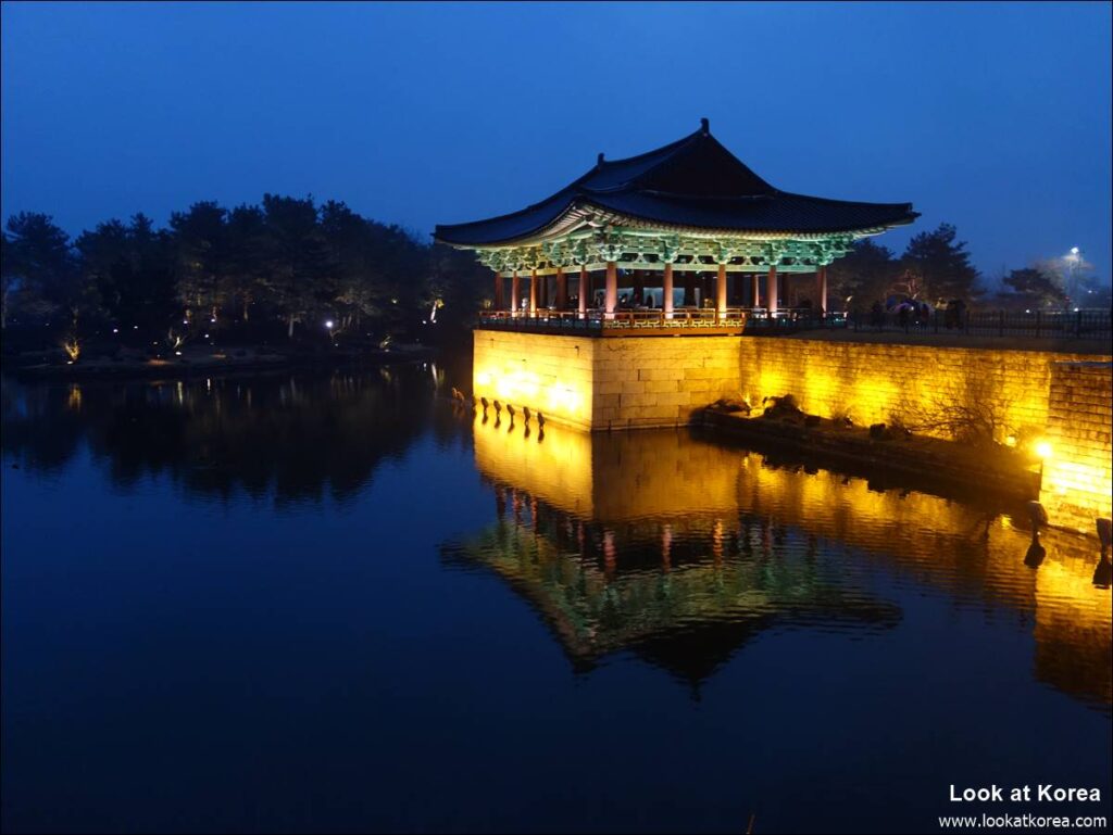 Donggung Palace and Wolji Pond with a pretty night view | Look at Korea