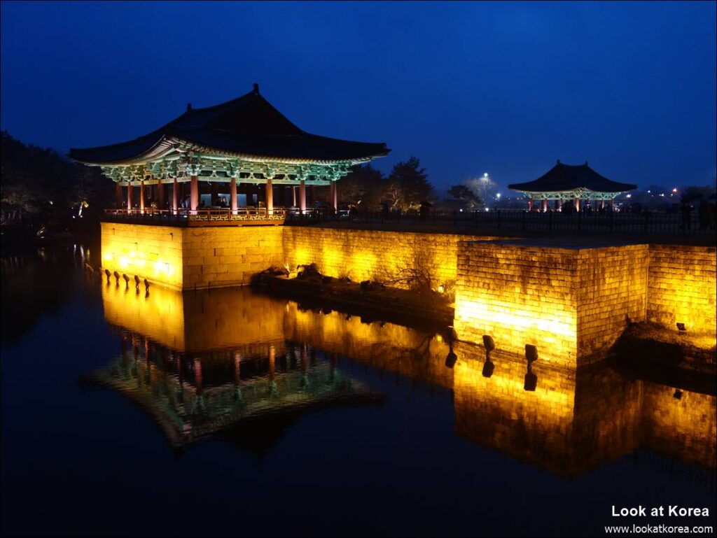 Donggung Palace and Wolji Pond with a pretty night view | Look at Korea