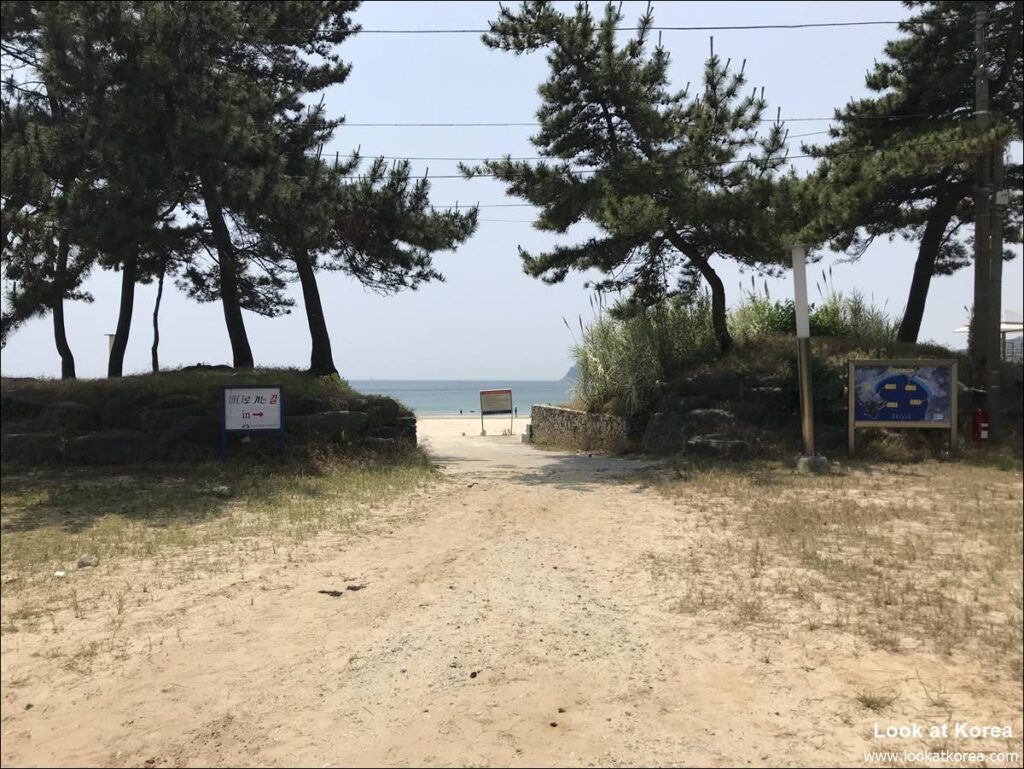 Songjeong Solbaram Beach